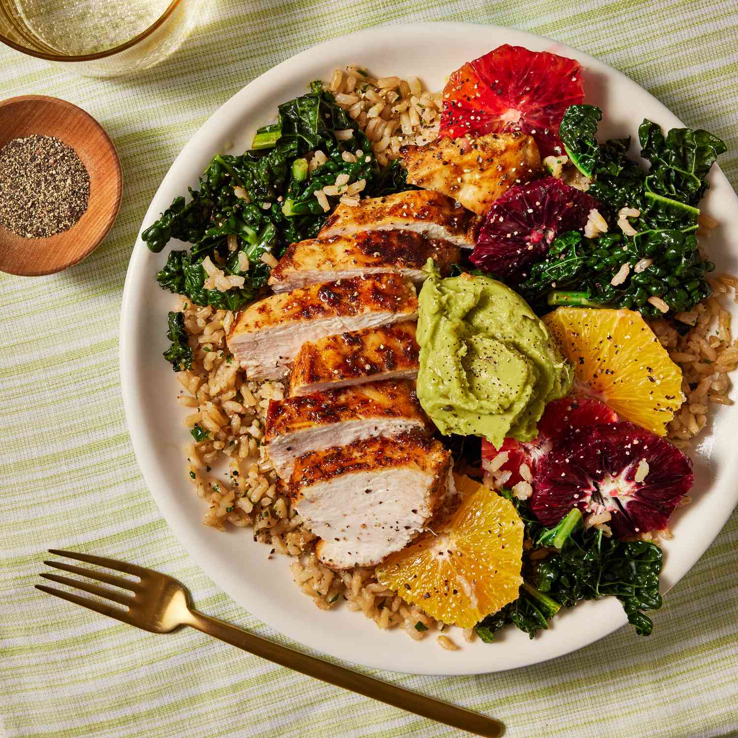 Menu Sahur yang Bikin Energi Tahan Sampai Magrib