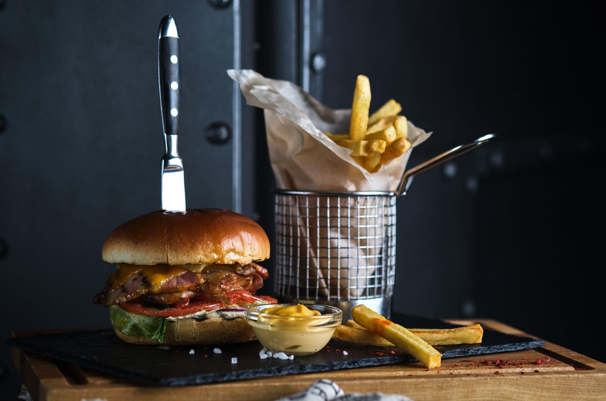 Gaya Hidup ‘Kekinian’ Bisa Picu Penyakit Ginjal, Berikut Cirinya