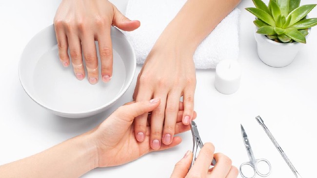 Viral Wanita Kena Kanker Kulit Usai Manicure Gak Aman